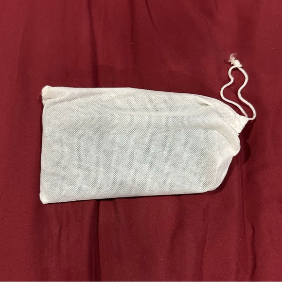 Tupperware Wallet - Picture 7 of 7